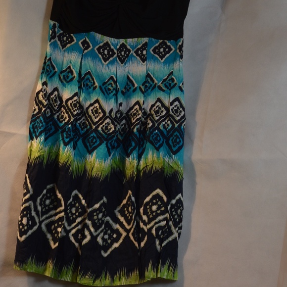 Ronni Nicole SZ 4 summer printed Dress NWOT - Picture 5 of 7